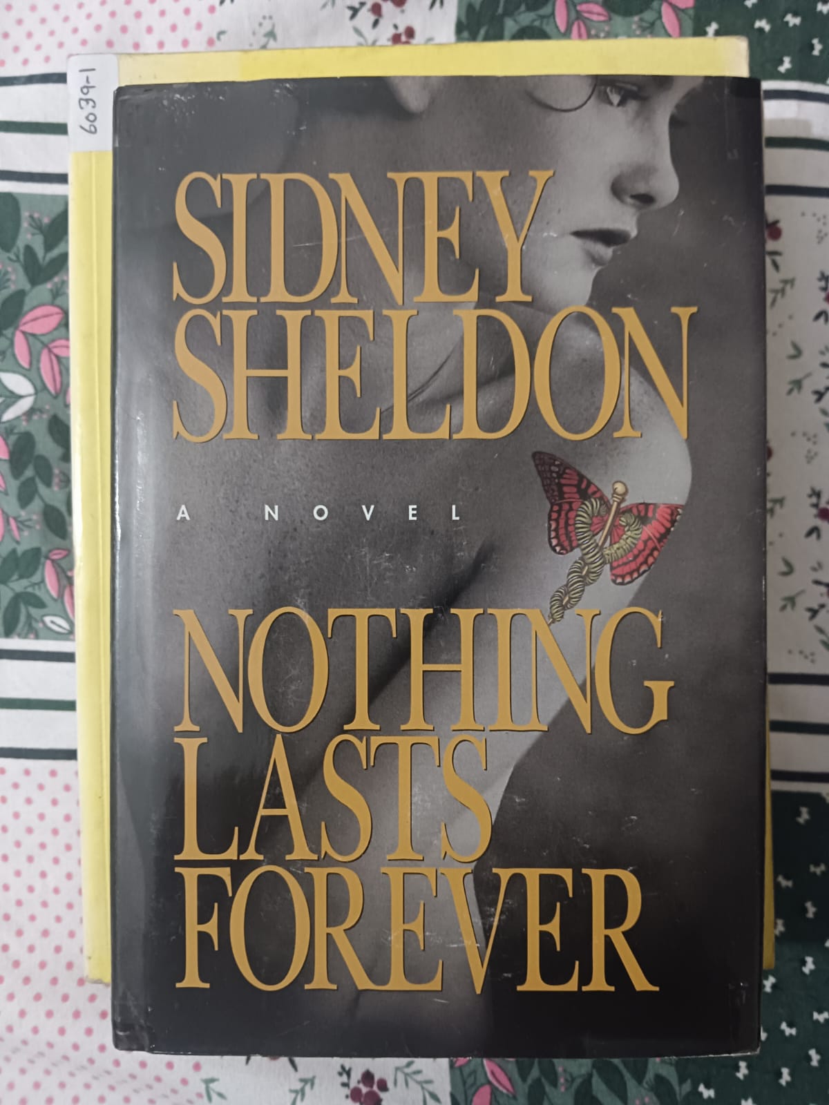Sidney Sheldon - Nothing Lasts Forever