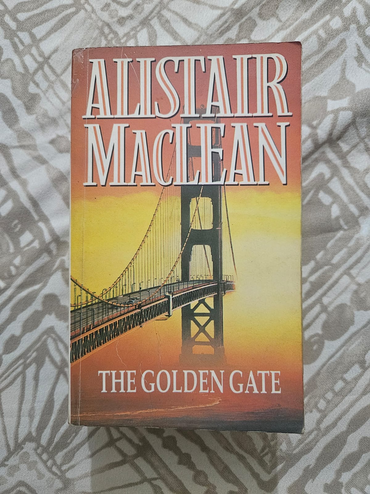 Alistair Maclean - The Golden Gate